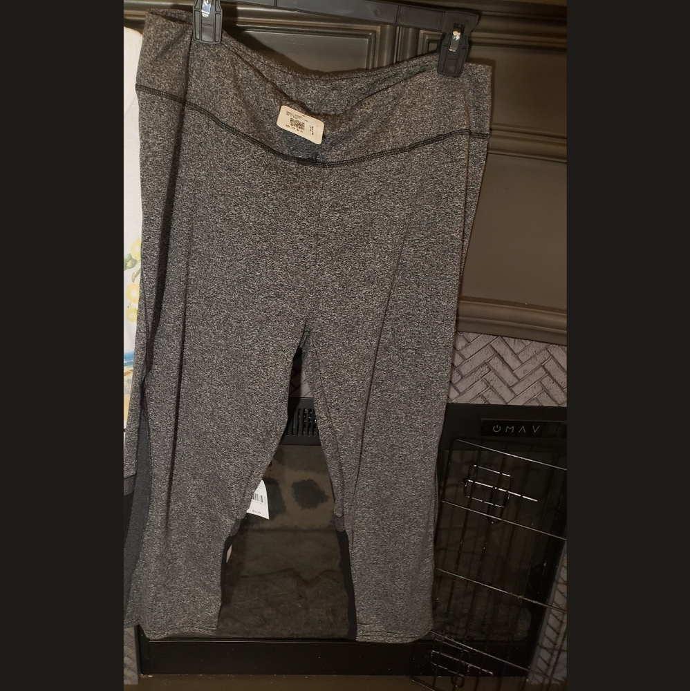 Athletic Capris
